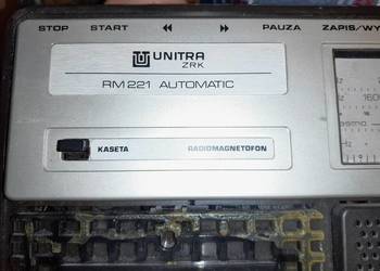 Radiomagnetofon RM221