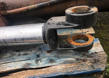 John Deere 3400 3415 3420 Siłownik Wychyłu Łyźki Zamek