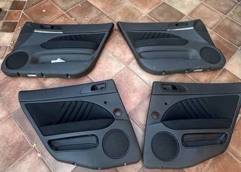 Alfa 159 Boczki drzwi czarne welurowe