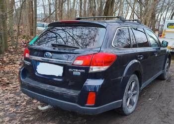 Subaru outback w całości albo na części