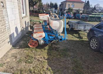 Siewnik do kukurydzy Monosem 4 rządki