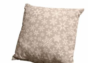 Poszewka świąteczna w śnieżynki