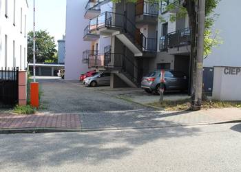 Wynajmę garaż w centrum ul. Cieplaka 3 Super Lokalizacja