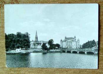 ZAMEK W SCHWERIN NA POJEZIERZU MEKLEMBURSKIM