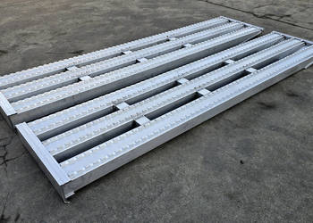 Najazdy aluminiowe 9,5 tony 2800x610x90mm mocowanie dolne Altec Metalmec