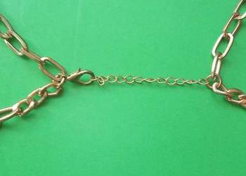 Łańcuszek dla kobiety.