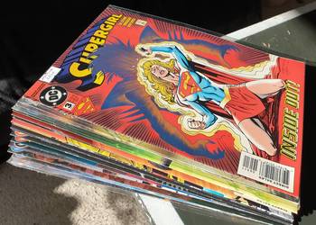 Supergirl - zestaw 20 komiksów DC USA Supergirl - zestaw 20 komiksów DC USA