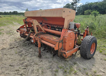 Glebogryzarka + siewnik HOWARD HC-2M55 - 2,55 m siewnik Nordsten CLB 250
