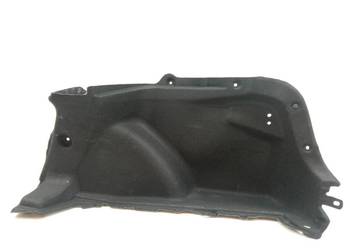 TAPICERKA BOCZEK BAGAŻNIKA PRAWY TYŁ SEDAN Toyota Corolla XII  E21 64710025