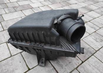 Obudowa filtra powietrza Volvo 2.5T 8649673 XC70 V70 itp. obudowa przepustn