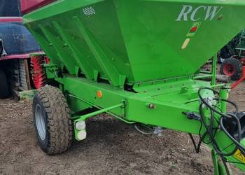 Rozsiewacz wapna unia brzeg 4000