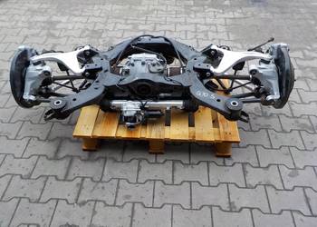 PÓŁOŚ TYŁ LEWA PRAWA INFINITI Q70 S