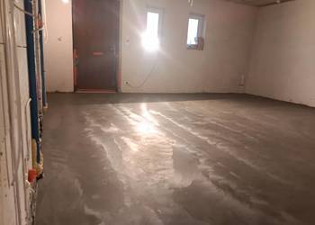 Posadzki przemysłowe, Zacierane,  Agregat. 15 lat doświadczenia