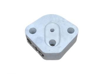IZOLATOR PODSTAWA POMPY PALIWA FIAT 126P