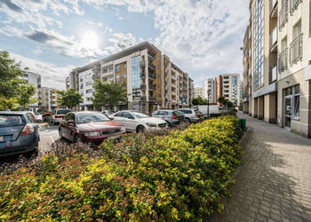 2osobne pokoje oddzielna kuchnia balkon
