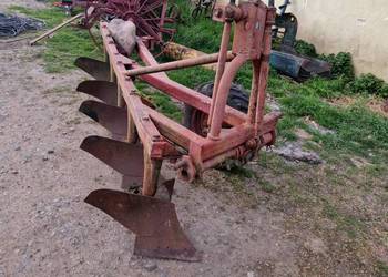 Plug podorywkowy 5 skibowy