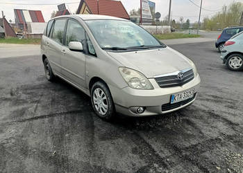 Toyota Corolla Verso Toyota Corolla Verso 2.0 D-4D 90km 05r II (2001-2006)