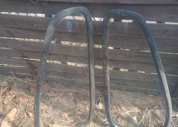 Szyba boczna drzwi trójkąt Mercedes 207d kaczka