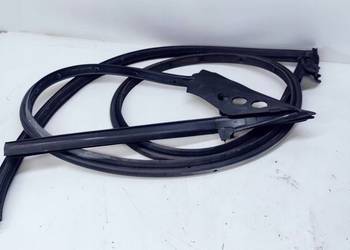 USZCZELKA DRZWI PRAWA AUDI A5 8T COUPE 8T0837912
