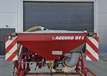 Podsiewacz Kverneland frontank accord df1 strip-till