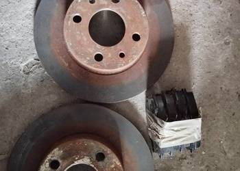 Nowe tarcze hamulcowe plus klocki alfa 145/146