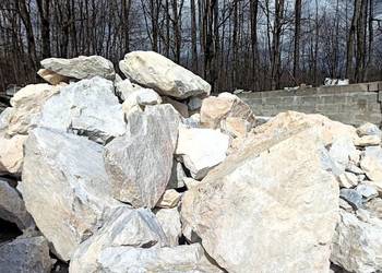 Głaz Kremowy duży Głaz Kamień Biały Marianna Kora kamienna Bazaltowy