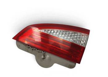 LAMPA PRAWA Ford Mondeo MK 4 KOMBI tylna prawy tył w klape 7S71-13A602-B
