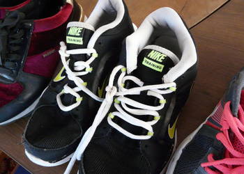 Buty sportowe NIKE Training 39,