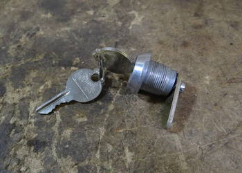 zarezerwowane zamek DOBLINA 2 kluczyki MZ Simson org, DDR