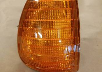 Kierunkowskaz prawy przód Mercedes W 123