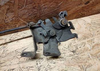 Zamek Maski Atrapa Scania R 2007 Lewy Zamek Maski Atrapa Scania R 2007 Lewy