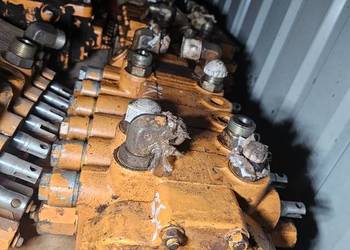 Rozdzielacz hydrauliczny koparki Case do modeli 580K i 580SK