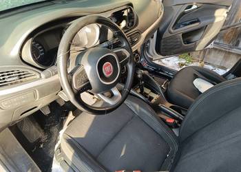 Fiat Tipo  2017 elementy wnętrza na czesci