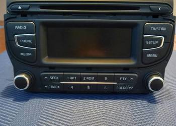 Kia Ceed II oryginalne radio oraz ramka.