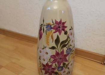 Ładny duży wysoki wazon