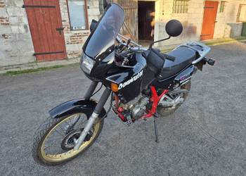 Honda NX650 Dominator