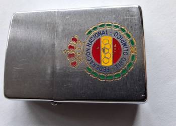Sprzedam używaną  zapalniczkę Zippo