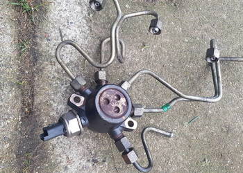rozdzielacz paliwa z przewodami  renault Kangoo clio 1,5 dci