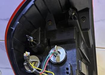 Komplet tylnych lamp KIA RIO III UB 2015–2017 ORYGINAŁ OEM L+P