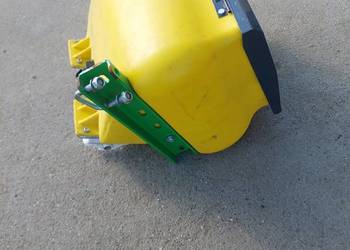 Zbiornik, skrzynia mikrogranulatu, nawozu 30L