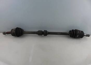 PÓŁOŚ PRAWA PRZEDNIA HYUNDAI i30 I CW 1.6 CRDi