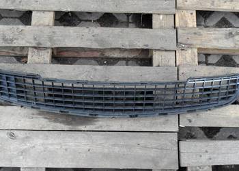 RENAULT CLIO III 09r atrapa kratka zderzaka przód 2000288