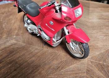 Model ścigacza bmw