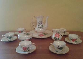Porcelanowy kolekcjonerski serwis do kawy/ herbaty sygnowany