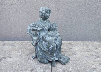 Figurka nadstawka zegara ozdoba Matka czytająca dziecku cynkal