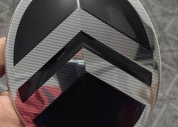Citroen C3. Emblemat. Znak firmowy. Przód