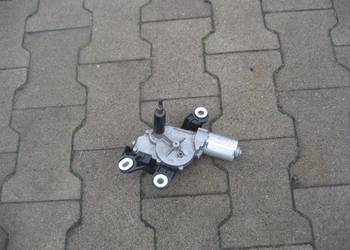 VW GOLF V 5 PLUS SILNICZEK WYCIERACZKI tył klapy bagażnika 5M0955711
