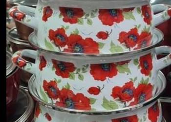 Zestaw garnków w maki