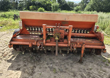 Glebogryzarka + siewnik HOWARD HC-2M55 - 2,55 m siewnik Nordsten CLB 250