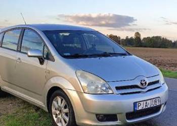 Toyota Corolla Verso 2.2 D4D 136 km
